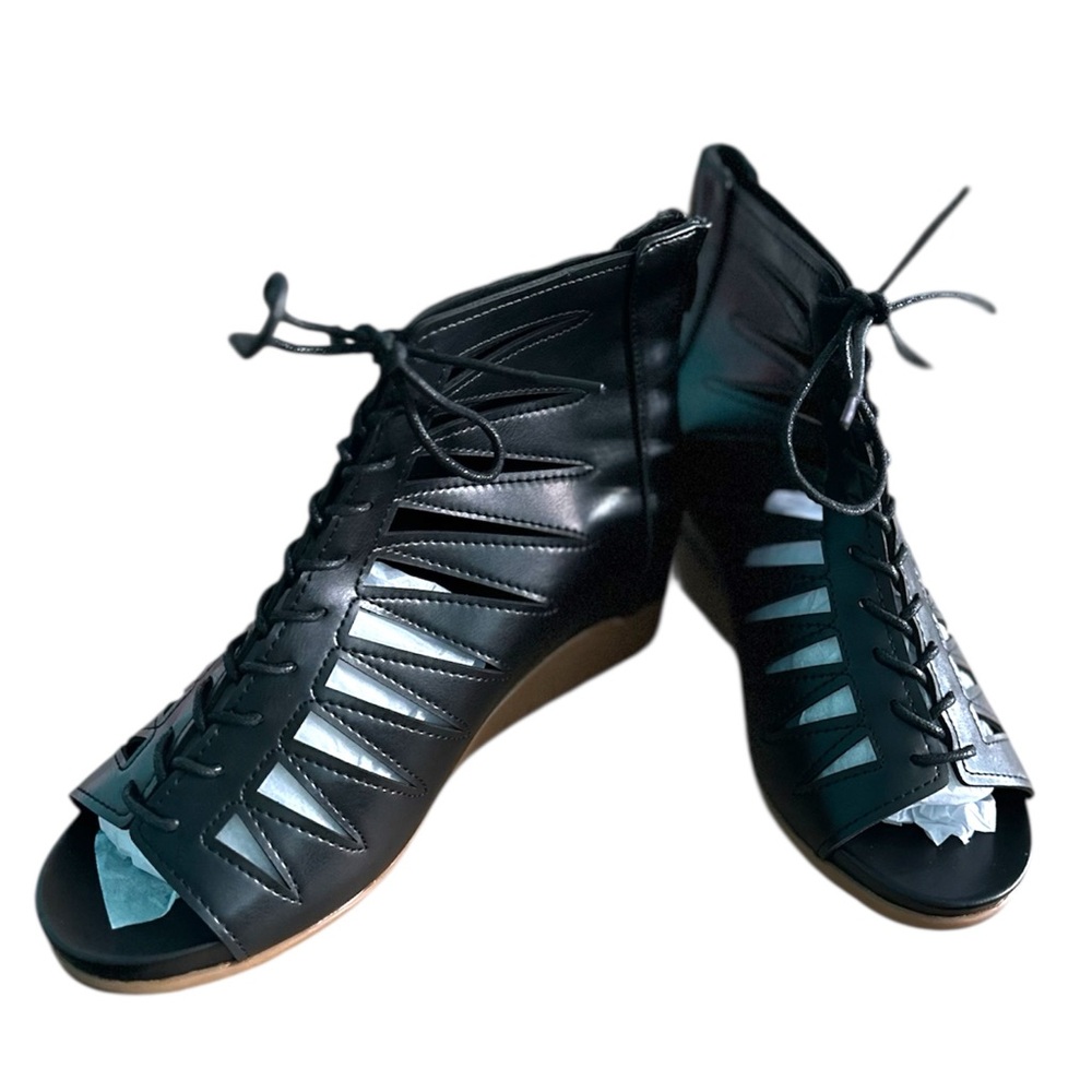 SHEIN Black Lace Up Boots with High-Top Design